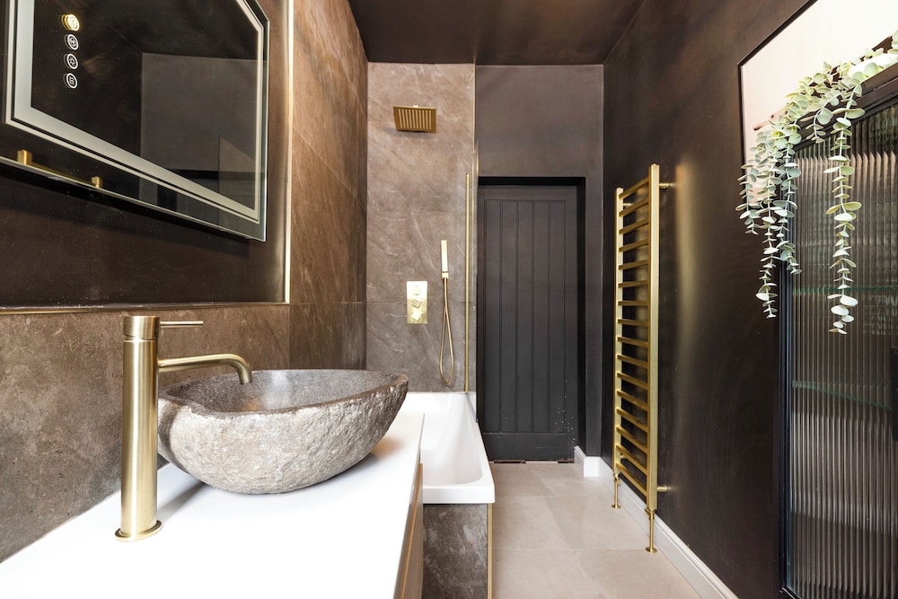 Elegant Apartment in the heart of Edinburgh