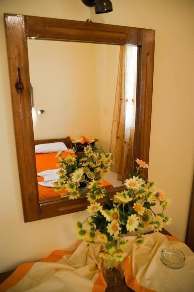 Photo 24