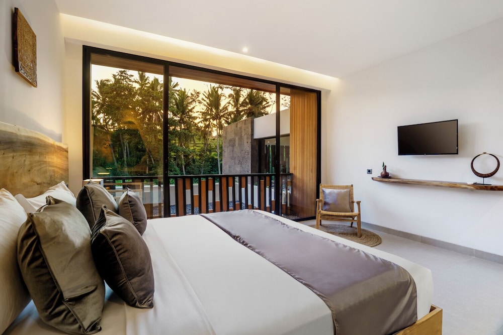 12BR St. Monica Kala
