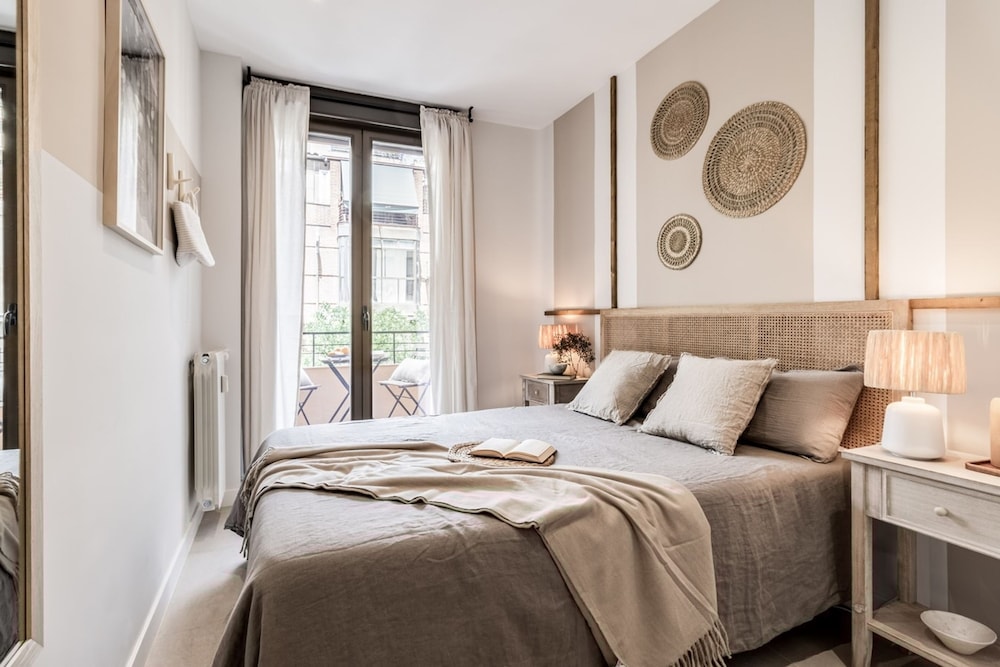 Sebastiano - 3 Bedrooms and Balcony in Almagro