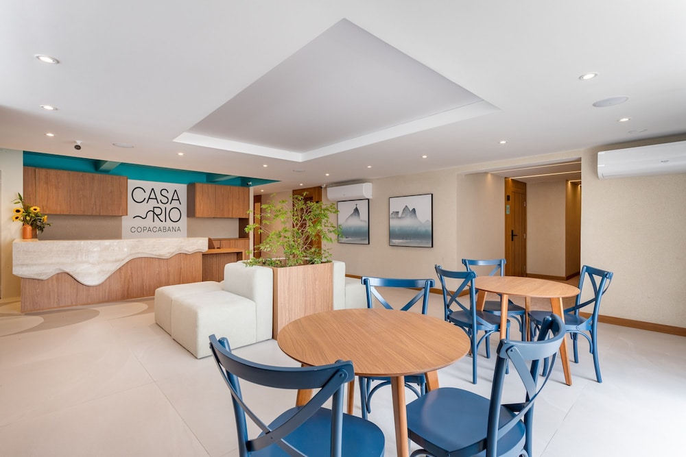 Cosy a few Steps From Copacabana Beach Q13