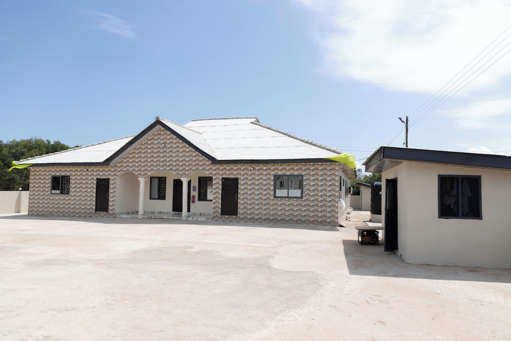 Warapie Lodge