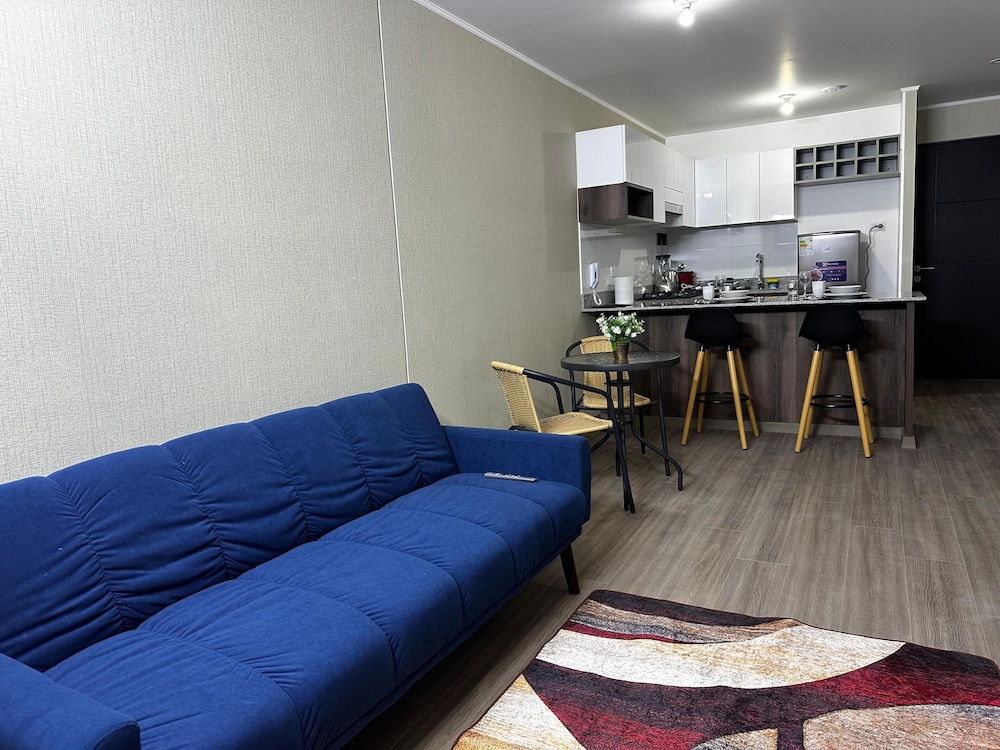 Family Apartment with a View (1309)