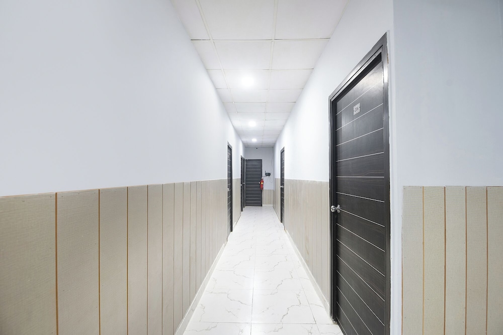 Fabhotel Mannat Paschim Vihar