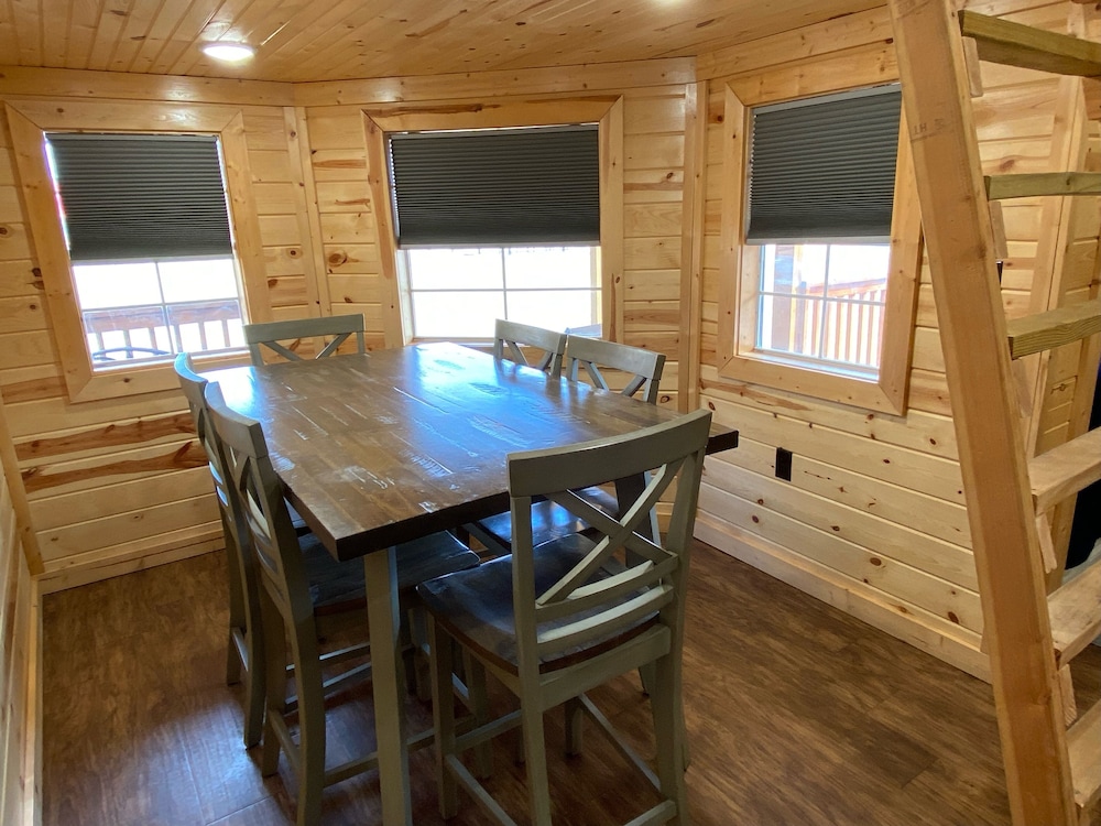 Do Drop Inn RV Resort and Cabins view 3