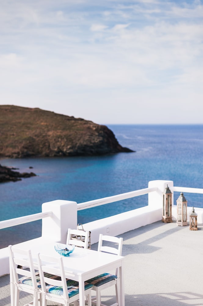 Sea Rock & Sky Private Residence