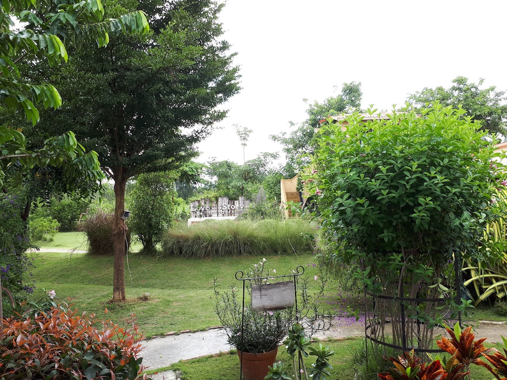 Villa Tuscany Country Resort