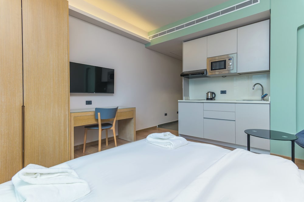 Jounieh Living - Residences by Local Host