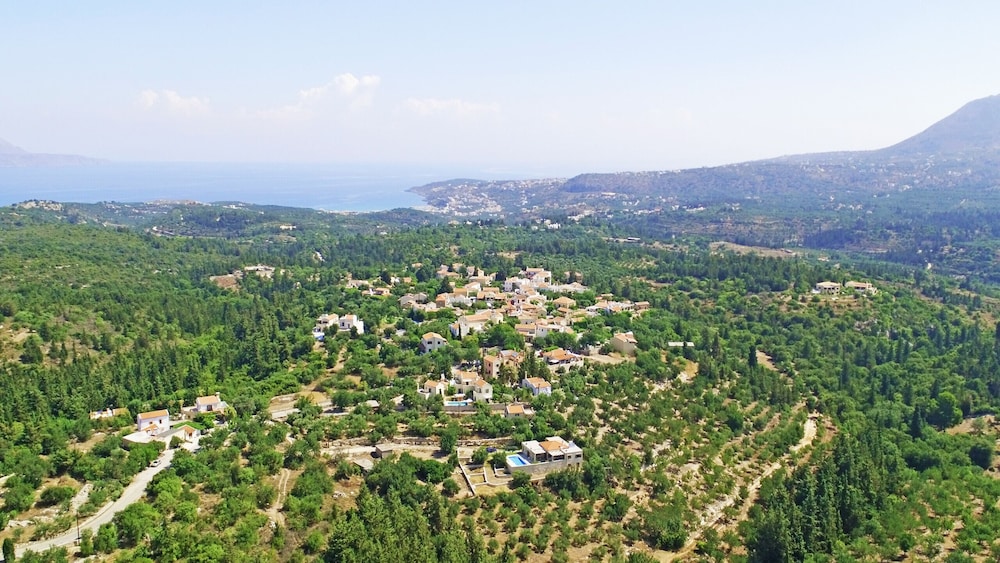 Helianthos Villas