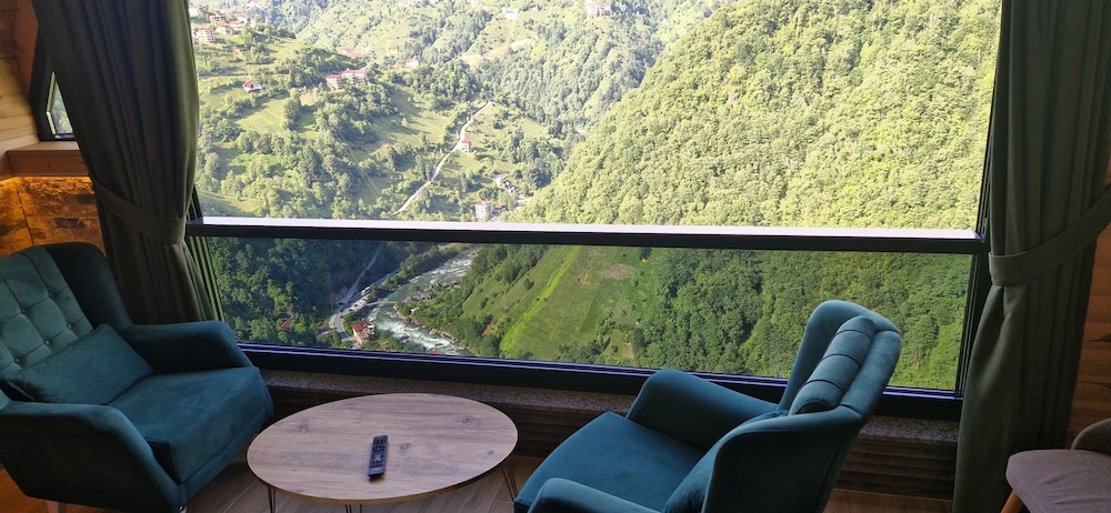 HAVALI SÜİT BUNGALOV