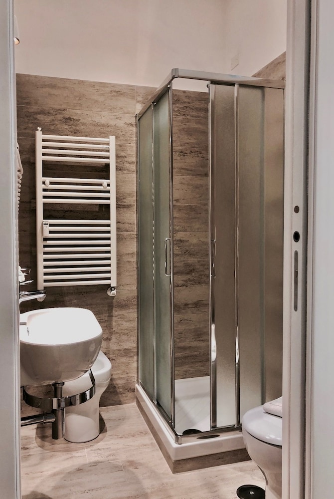 Audrey's Roman Holidays Suites&Rooms