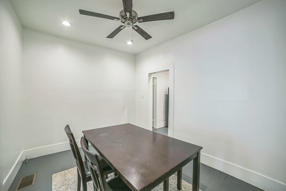 Magnolia House Walk To Festival Park 3 Bedroom Home