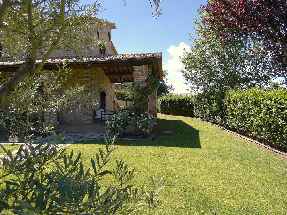 I Escape to Umbria, Quiet