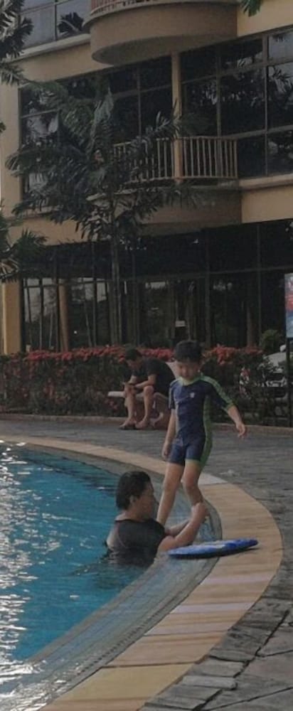 Lagenda Condominium