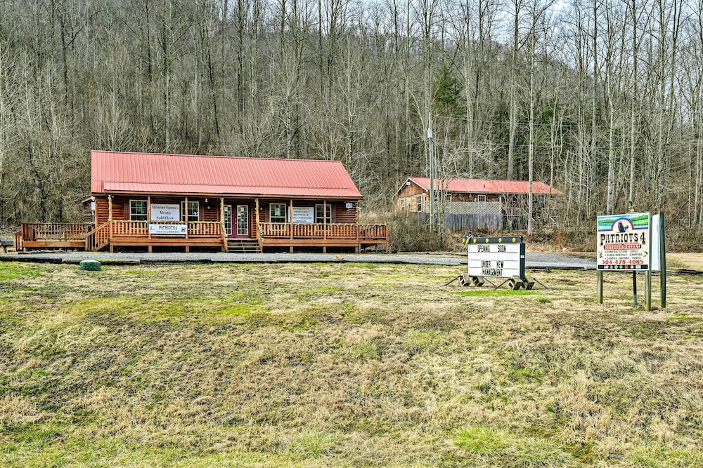 Cozy Cabin in Parsons: Hike, Fish & Explore! view 2