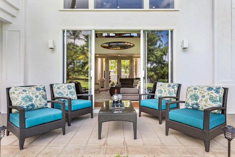 Gorgeous Hawaii Unit Sleeps 6! Access to Fitness and Tennis - Vrkcv