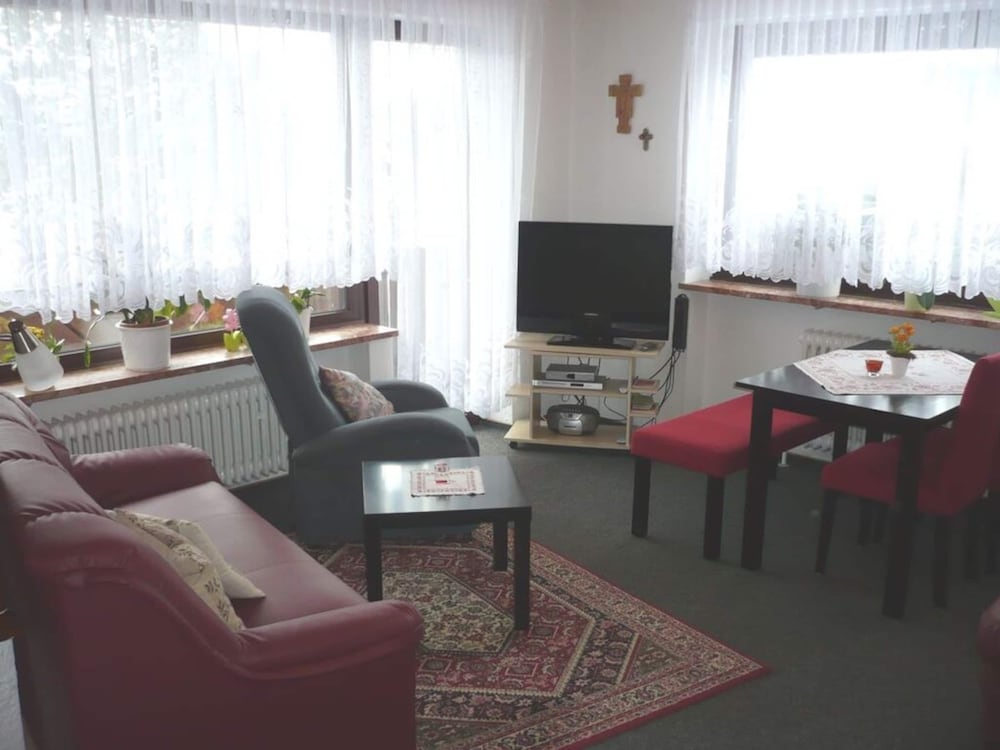 Koferl Modern Retreat