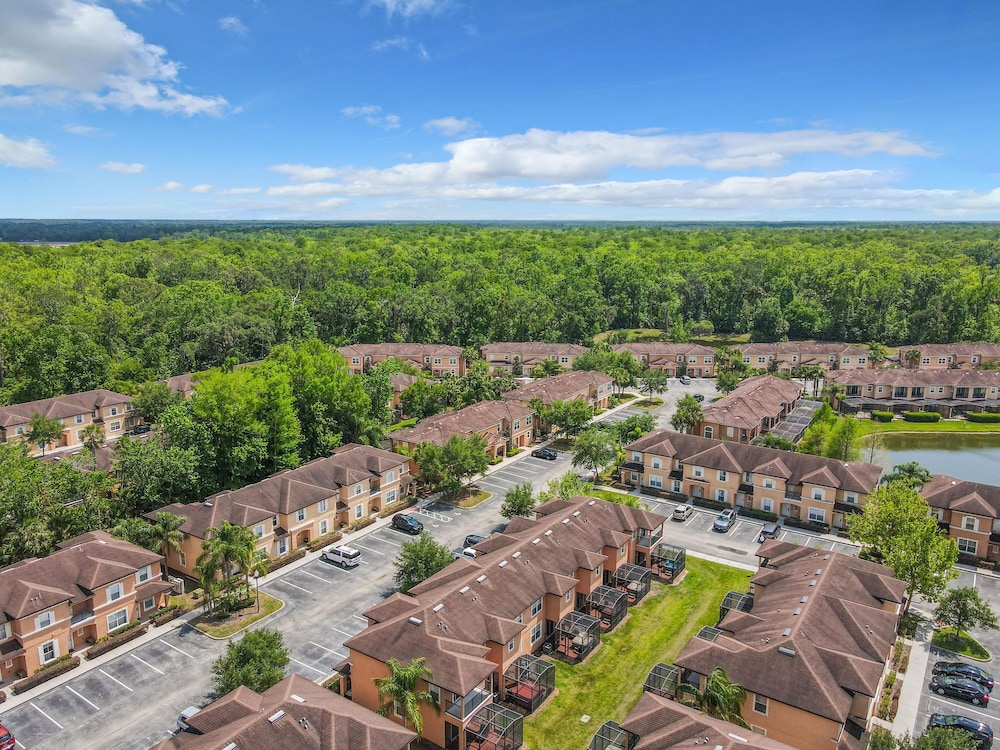 Regal Oaks Getaway Resort Living Near Disney