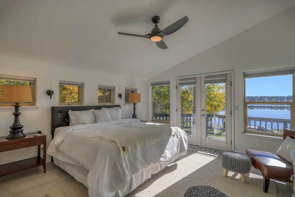 Pagosa Lakefront Home w/ Hot Tub, A/c, & Canoe! view 3