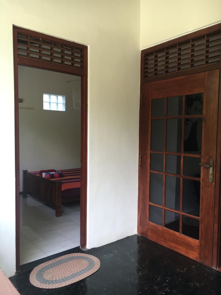 Jungle Guest House