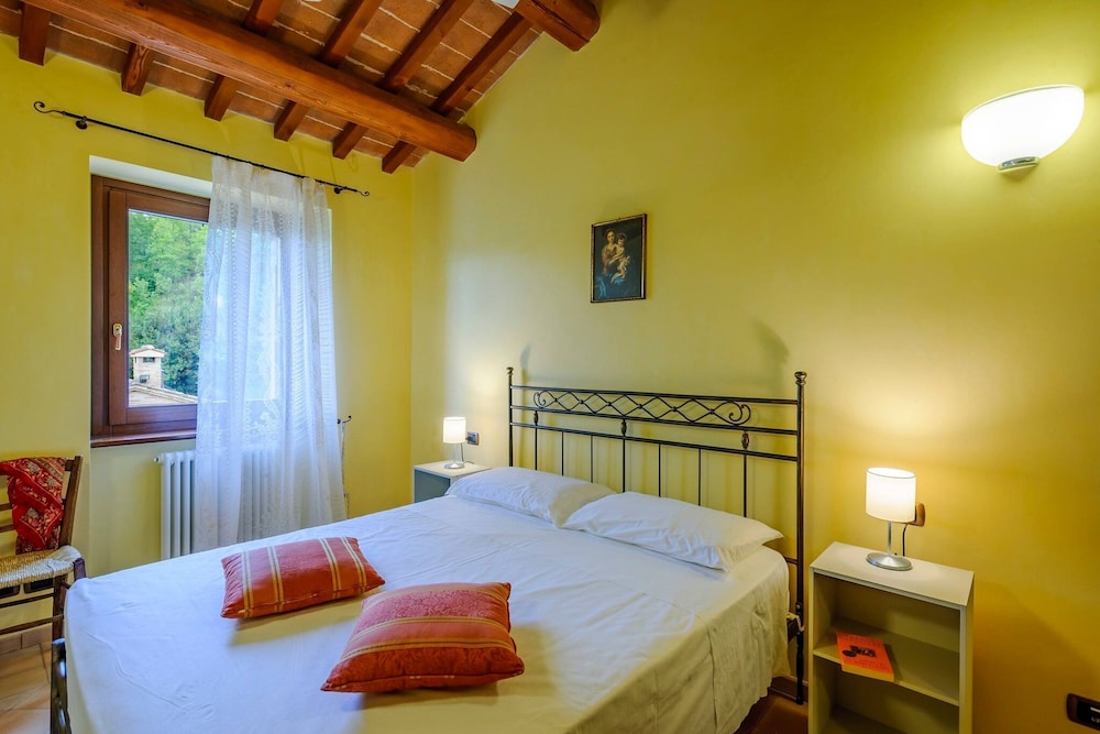 Villa Emilianna 12 2 by Marche Holiday Villas