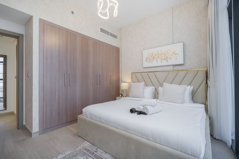Eye-catching 1 Bedroom in Azizi Riviera