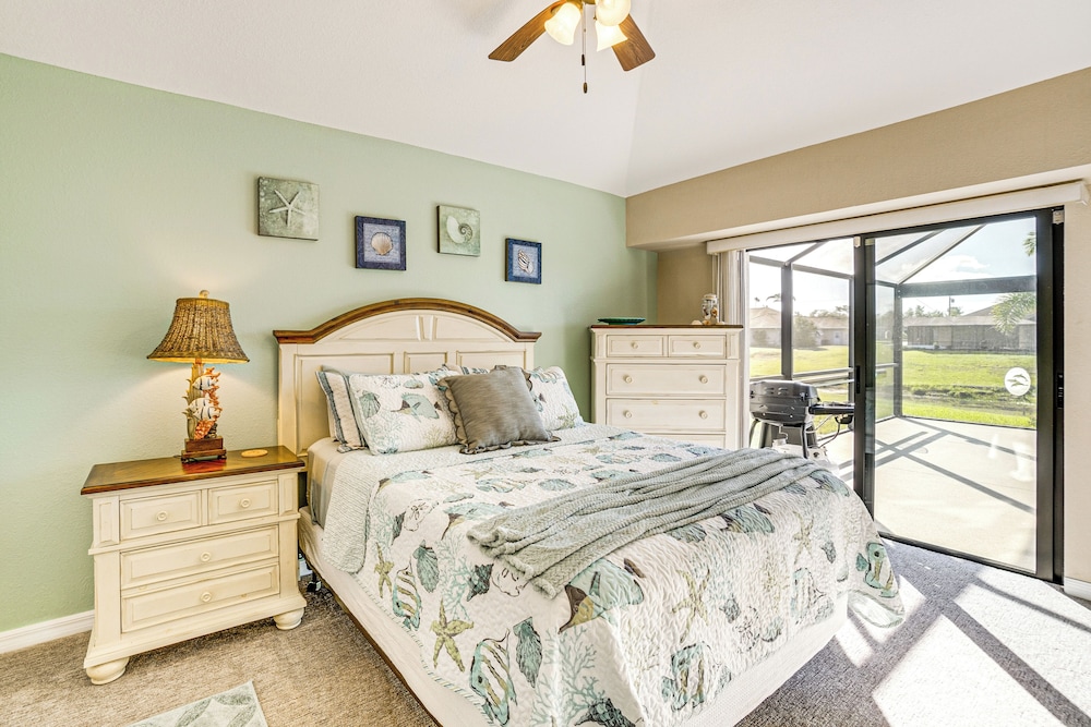 Near Golf & Beaches: Luxe Home in Rotonda West!