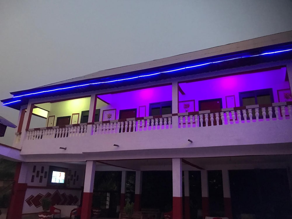 Alberjah Traincity Guesthouse