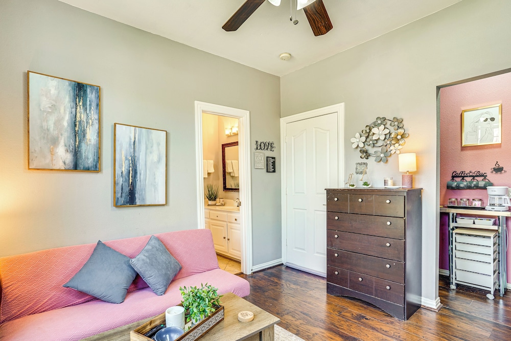 Explore & Unwind: Charming Bedford Apartment