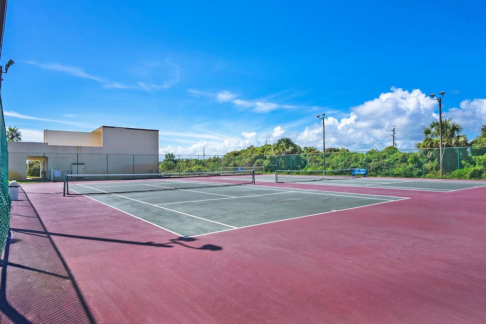 Oceanfront Pool Tennis BBQ Patio Free Parking