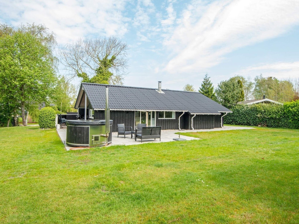 8 Person Holiday Home in Juelsminde view 2