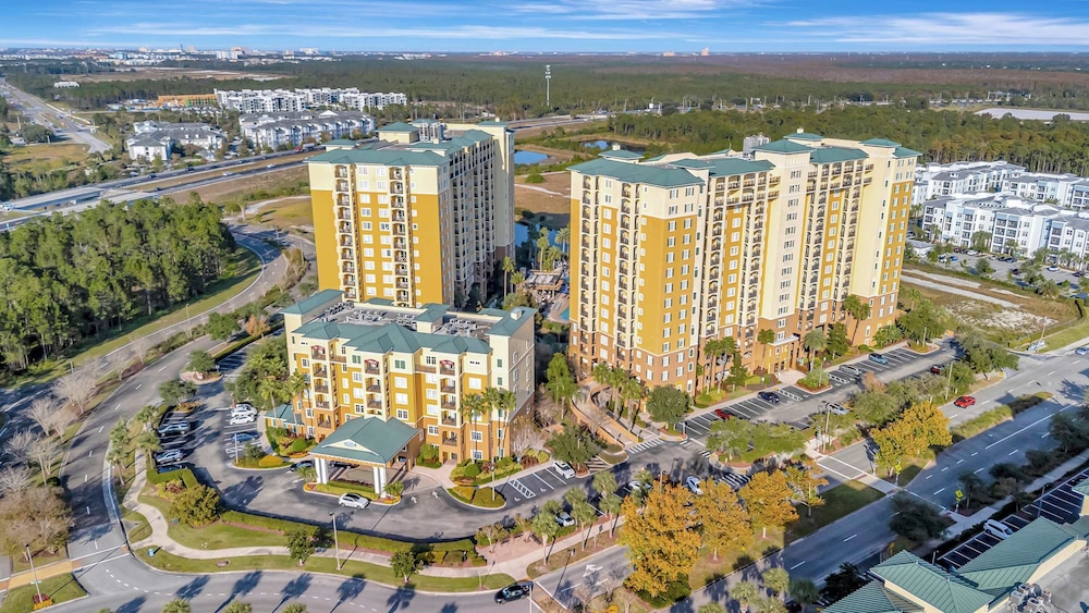 2BR Fireworks View With Pool Spa 5 Minutes to Disney