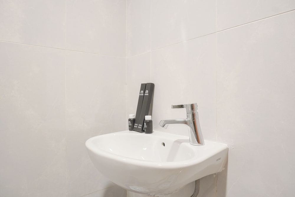 Cozy Studio At 32Th Floor Evenciio Margonda Apartment