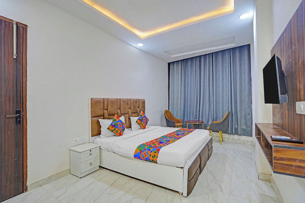 Fabhotel Stars