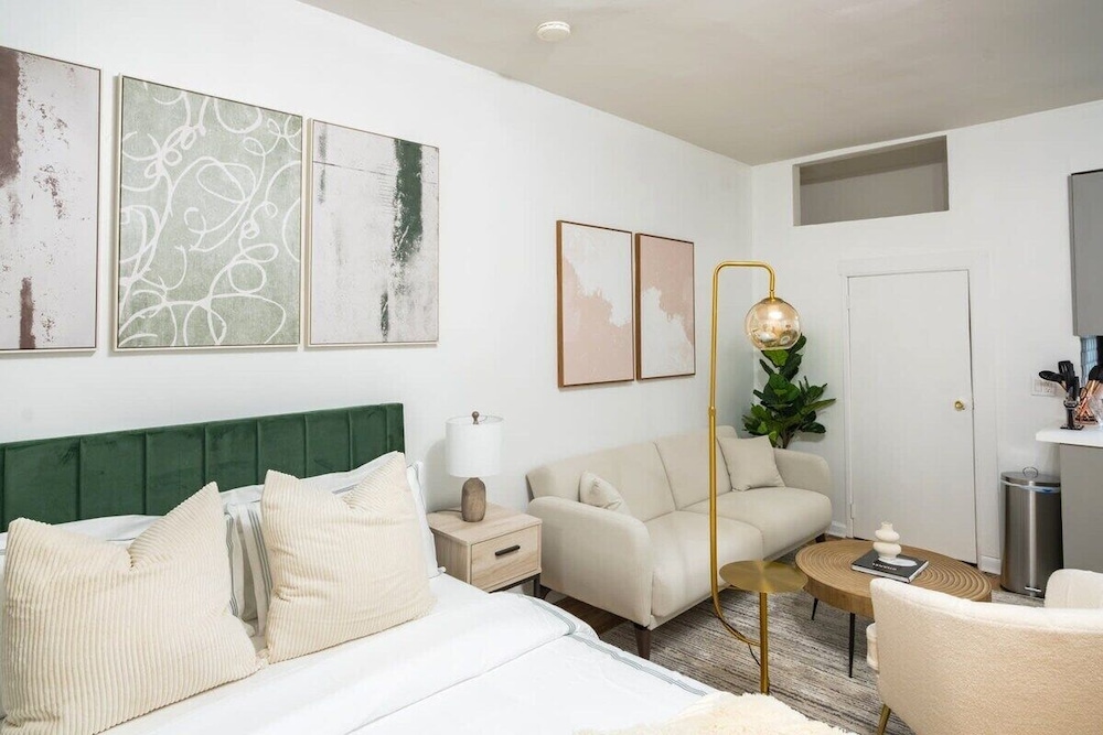 317 UES Apartments