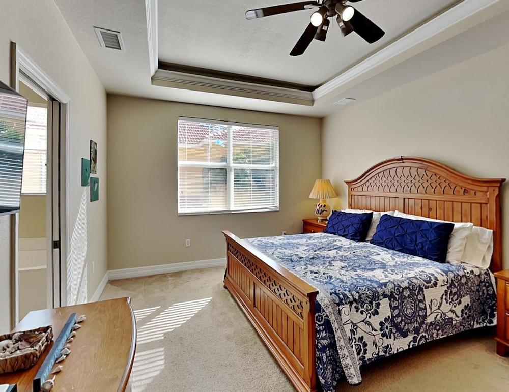 Sail Harbour 104 view 4