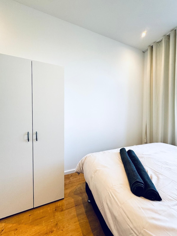 Cozy 3BR Apt Near Kaufpark Alterlaa
