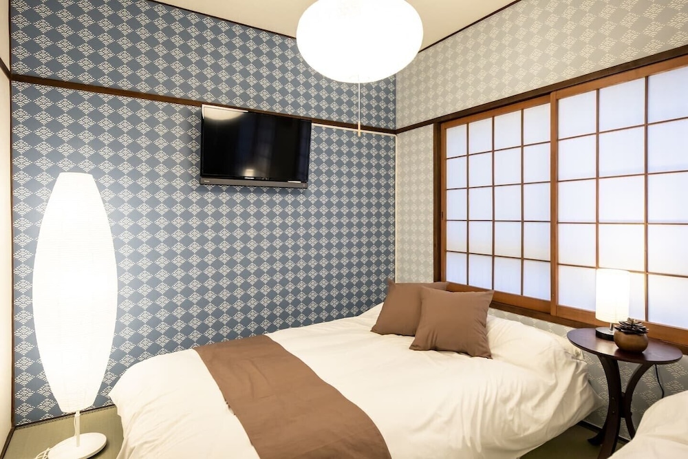 R-Guest Residence