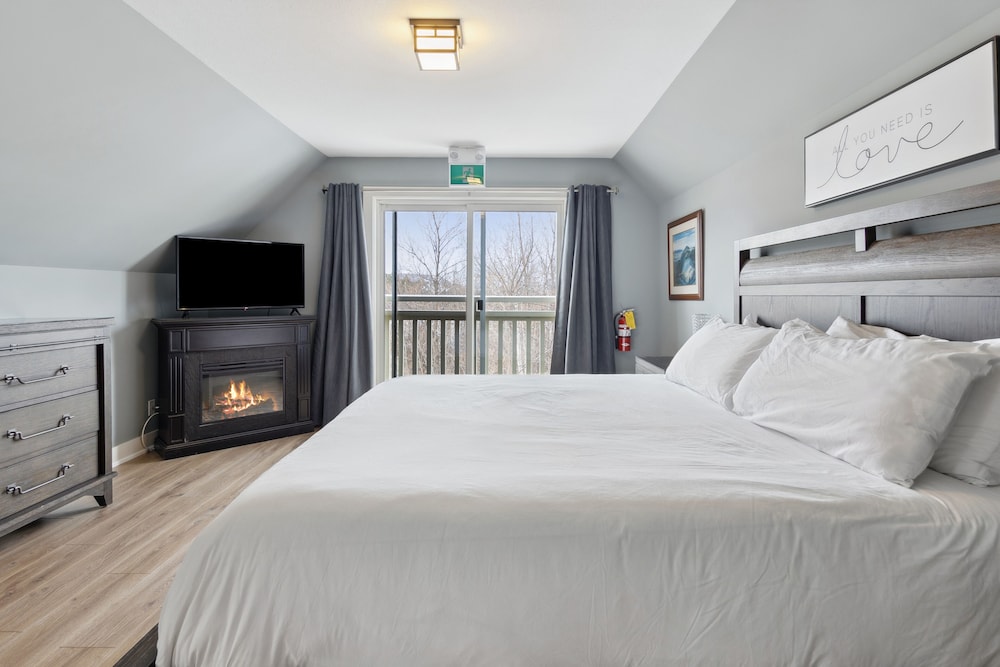 Rivergrass Condos