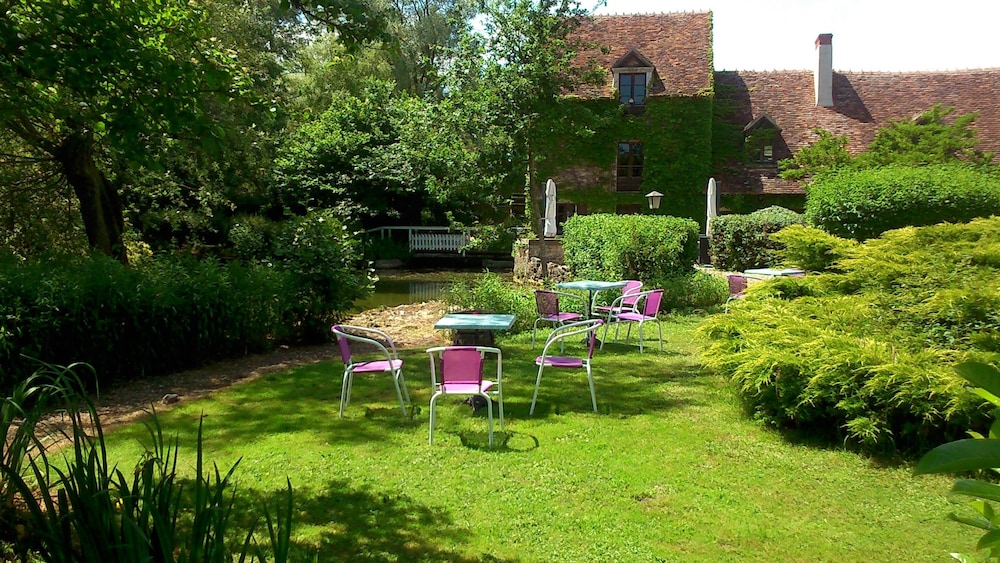 Hôtel & Restaurant Le Moulin de Chaméron, The Originals Relais (Relais du Silence)