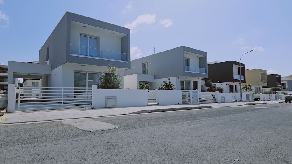 Stay Villa Jasmine in Paphos