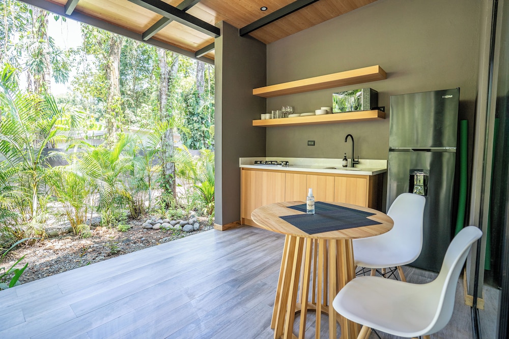 Sombra Bungalow