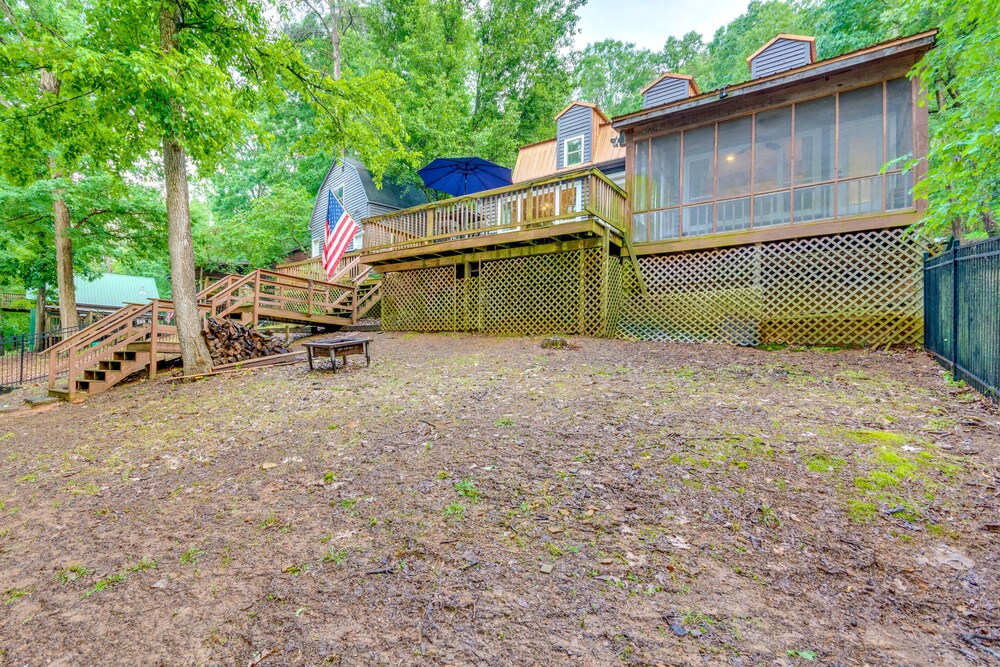 Scranton Vacations - Lakefront Arkansas Abode - Deck, Grill Fire Pit - Property Image 9