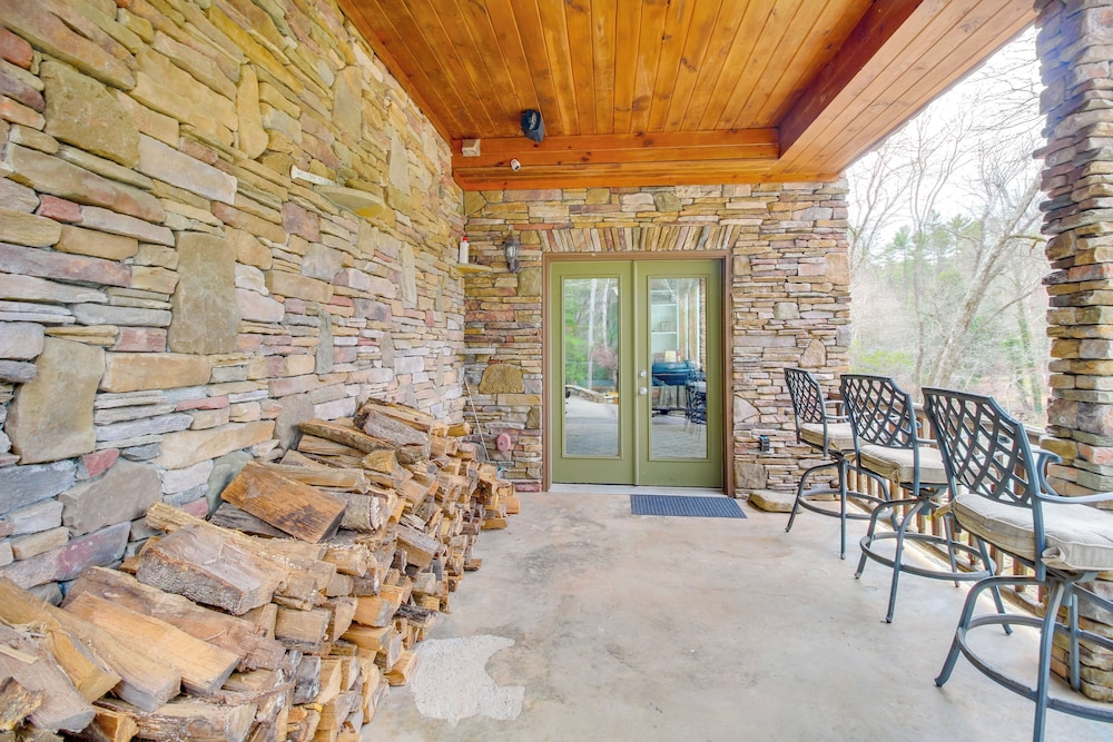 Game Room & Fire Pit: Riverfront Home in Ellijay!