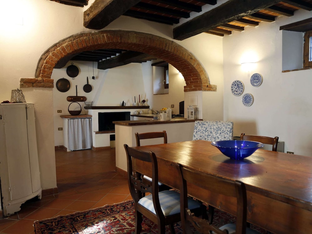 Cozy Holiday House With Terrace view 4
