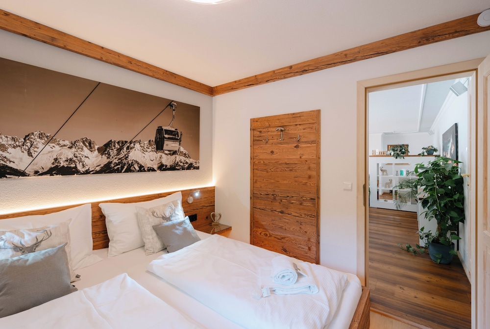 Luxury Chalet 330 m² Sauna, Jacuzzi & Mountain View