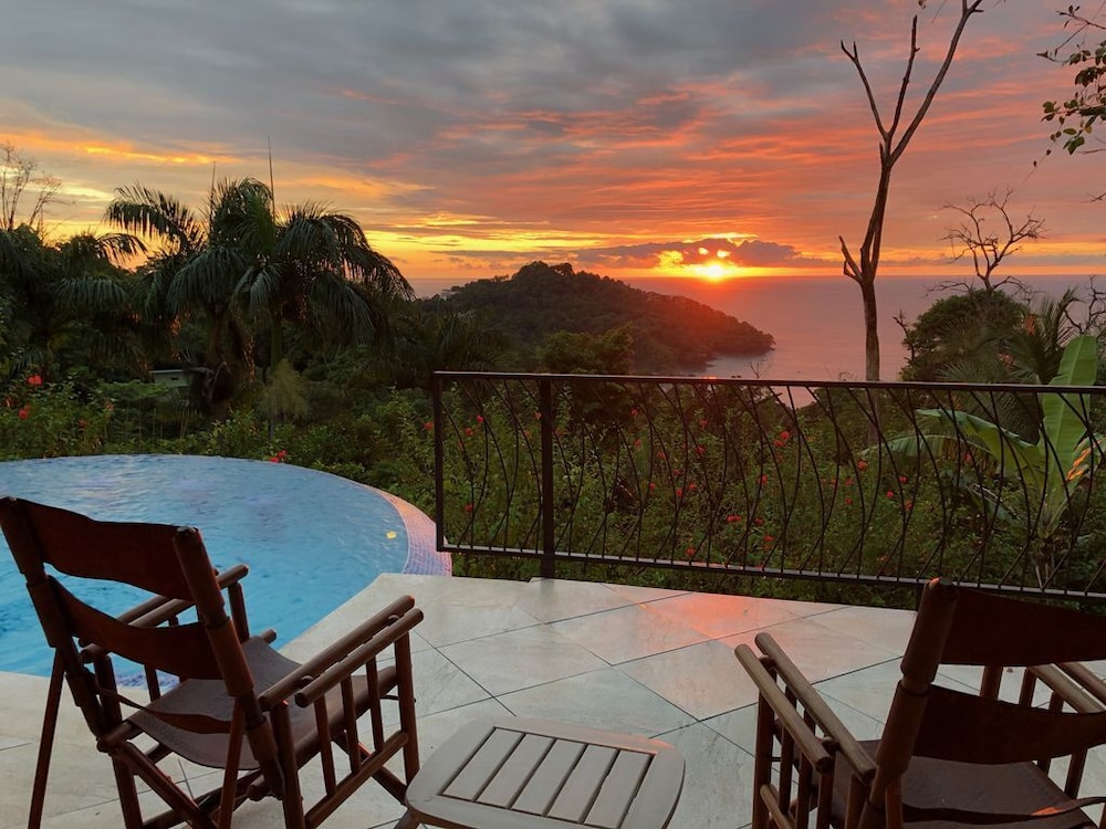 Alta Vista Villas Casas Vacacionales
