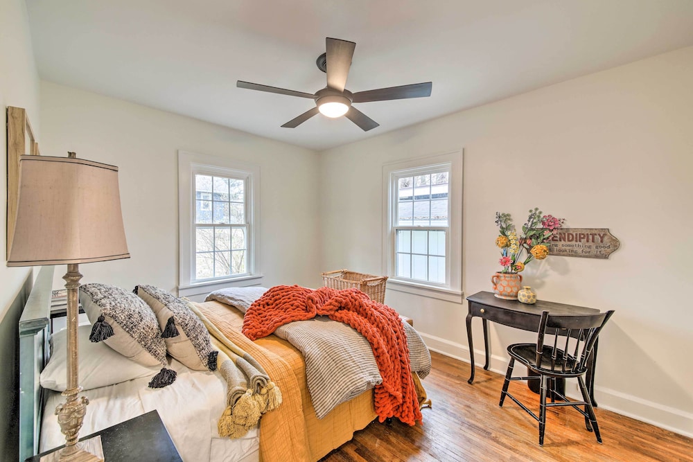 Bloomington Vacations - Renovated Bloomington Home - Steps to Campus! - Property Image 3