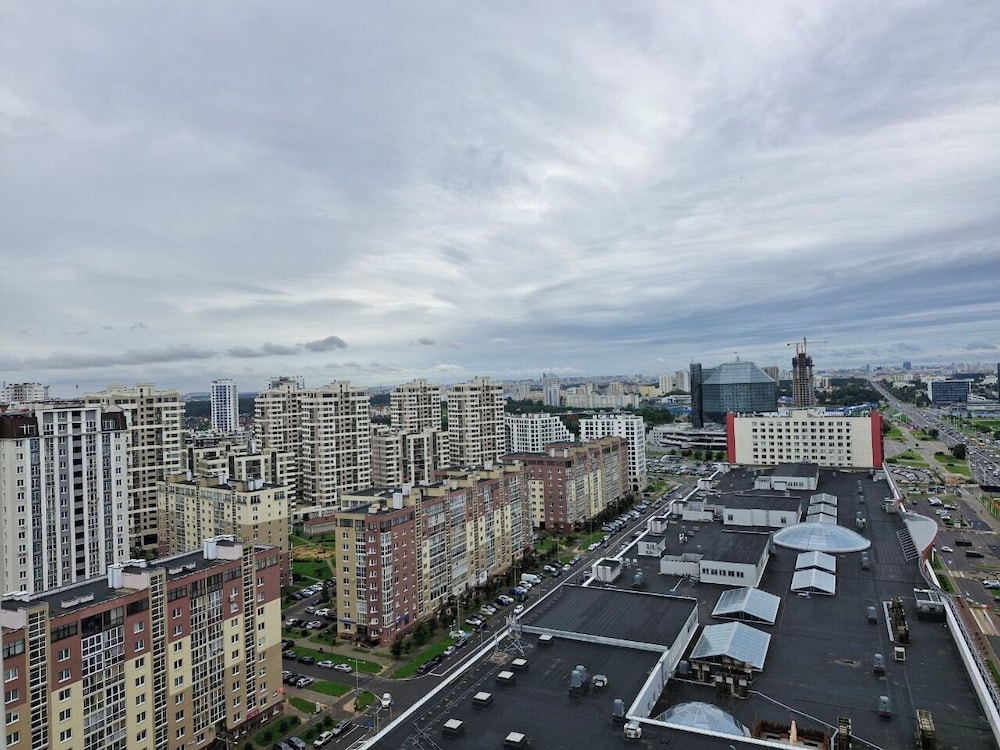 3-room apt with view of National Library
