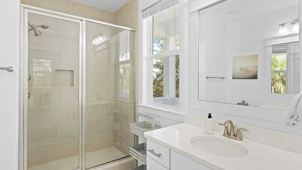 2 Homes in Inlet Beach by Avantstay Dock+lake Access, Saltwater Pool, Close to the Beach